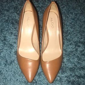 Aldo kitten heels